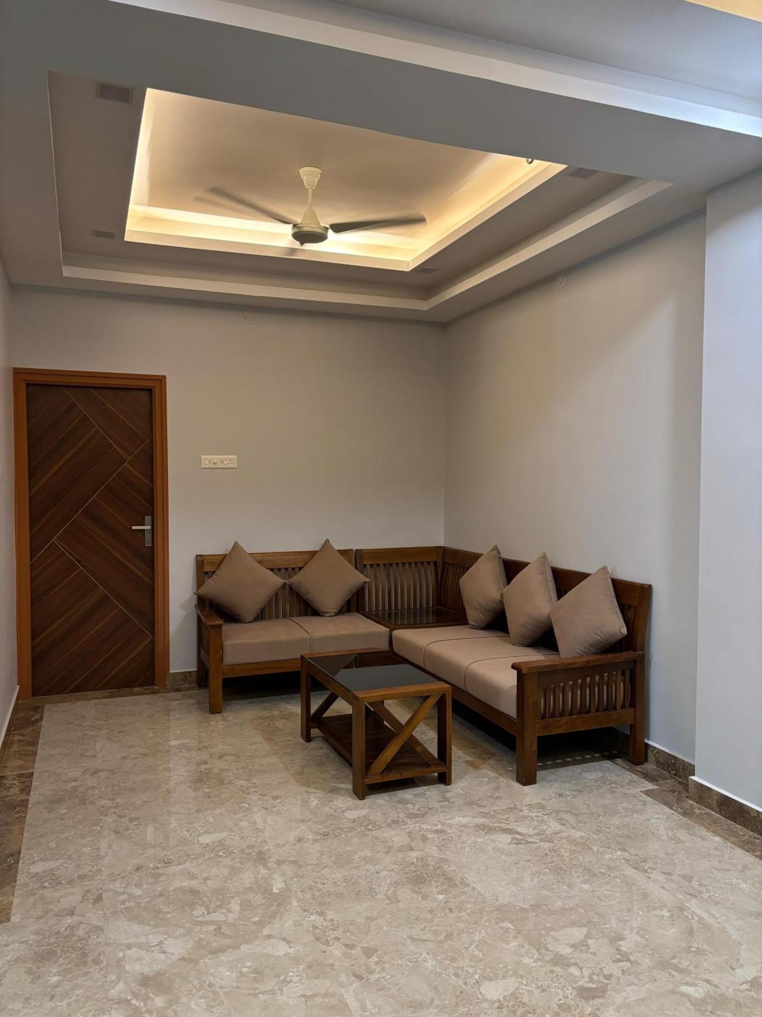 Srirangam Nandavanam Service Apartments Tiruchirappalli Exteriér fotografie