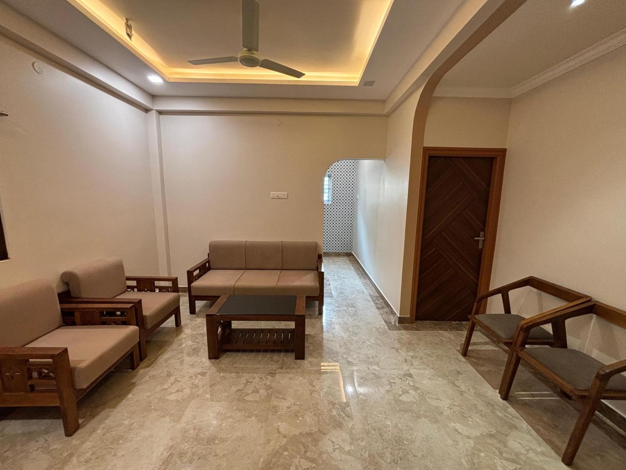 Srirangam Nandavanam Service Apartments Tiruchirappalli Exteriér fotografie